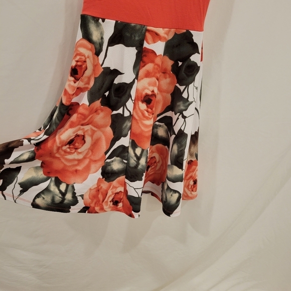 Hailey 23 coral floral print dress size small - Picture 5 of 5
